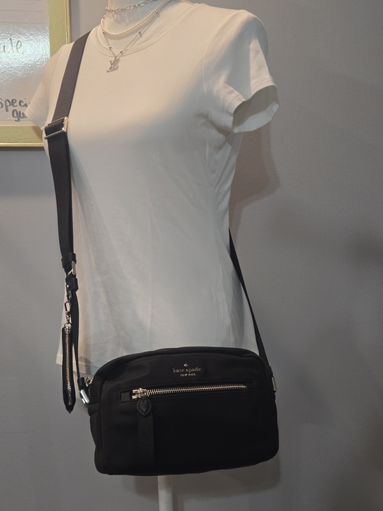 kate spade Handbags - kate spade Chelsea Camera Bag Crossbody